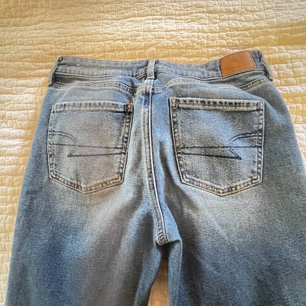 American Eagle Slim/Straight Button Fly Jeans Size 4L - Picture 3 of 3